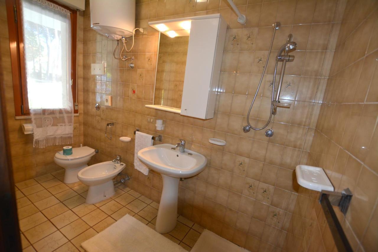 Lignano With Pool Apartamento Lignano Sabbiadoro Exterior foto