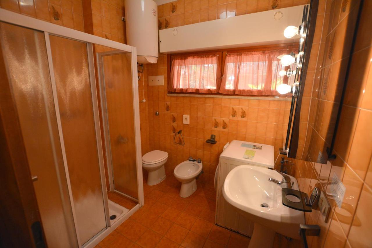 Lignano With Pool Apartamento Lignano Sabbiadoro Exterior foto